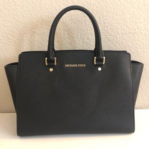 Michael Kors Large Selma - Black